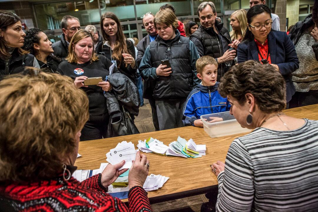 Have Space, Will Caucus: Iowa Republicans to Pick Presidential Nominee in 1,650 Precinct Votes