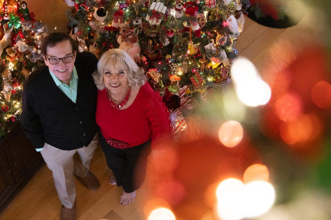 79-Year-Old Grandmother Decorates Home With 57 Christmas Trees