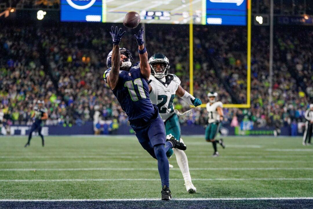 Drew Lock’s Late Touchdown Pass Rallies Seahawks to 20–17 Victory Over Sliding Eagles