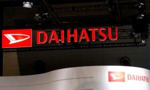 Toyota’s Daihatsu to Halt All Vehicle Shipments, in Widening Safety Scandal