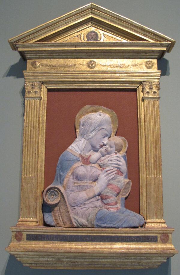 Over the centuries, many aspiring sculptors have copied Donatello’s Madonna and Child compositions. In the mid-15th century, an unknown artist created this painted and gilt terracotta relief of Donatello’s “Madonna of Via Pietrapiana.” The colorful replica can be seen at the Bode Museum, in Berlin, Germany. (Sailko/<a href="https://commons.wikimedia.org/wiki/File:Bottega_di_donatello,_madonna_col_bambino,_1450-1500_ca..JPG">CC BY-SA 3.0 DEED</a>)