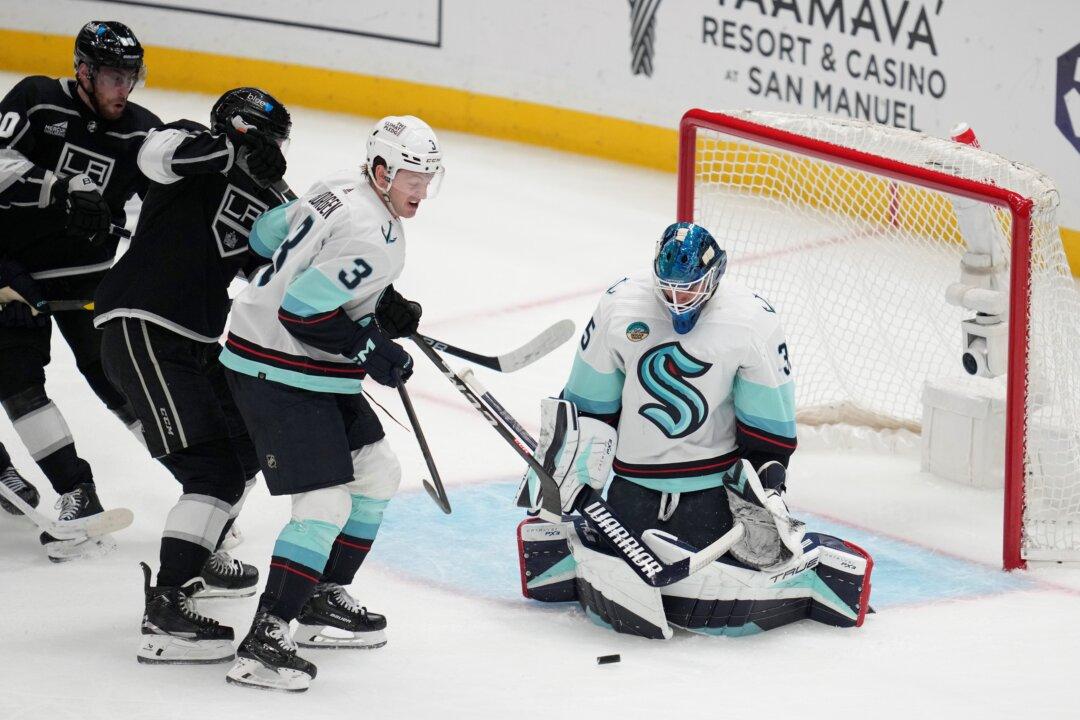 Joey Daccord Matches Franchise Record With 42 Saves, Kraken Hold Off Kings 2–1
