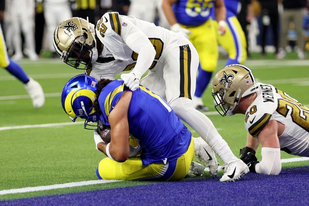 Stafford’s Rams Start Strong to Beat Saints—Contend for Playoffs