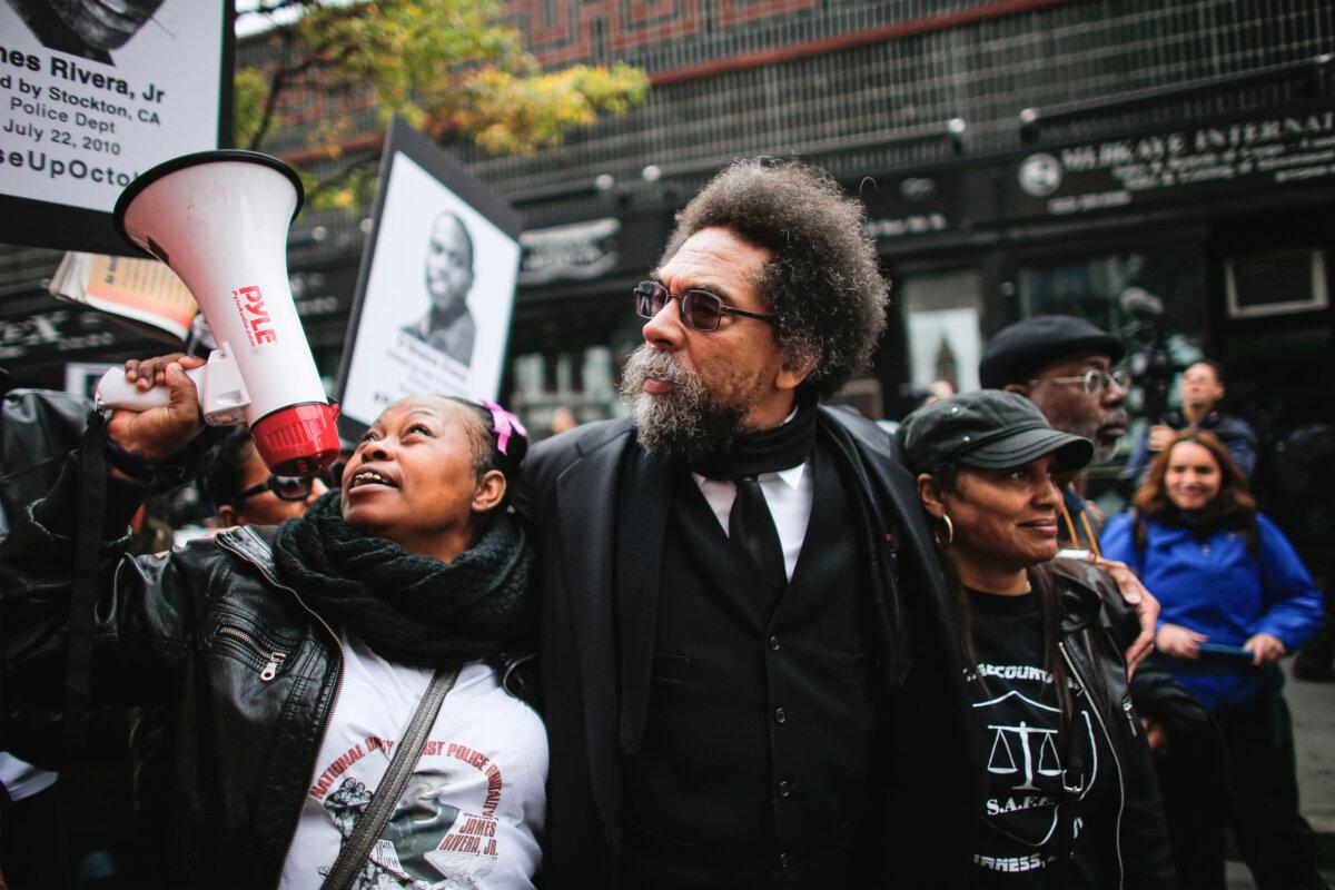 Cornel West (C) attends a protest against police brutality in New York's Washington Square Park on Oct. 24, 2015. (Kena Betancur/Getty Images)