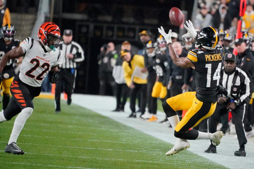 Rudolph Hits Pickens for 2 Long Touchdowns, Steelers End 3-game Skid With 34–11 Win Over Bengals