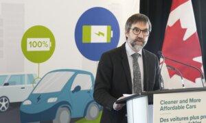 Environment Minister Says Ottawa Will Stop Investing in ‘Large’ Road Projects to Discourage Private Vehicle Use