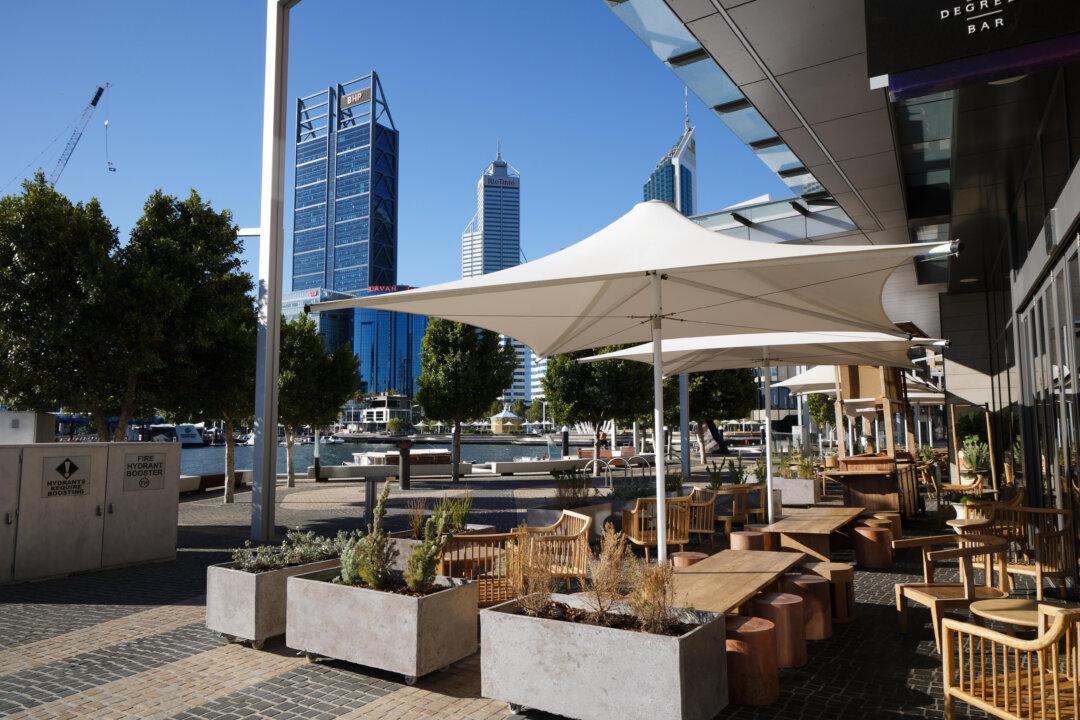 Business Failure Rates Soar to COVID Levels, Food and Beverage Worst Hit