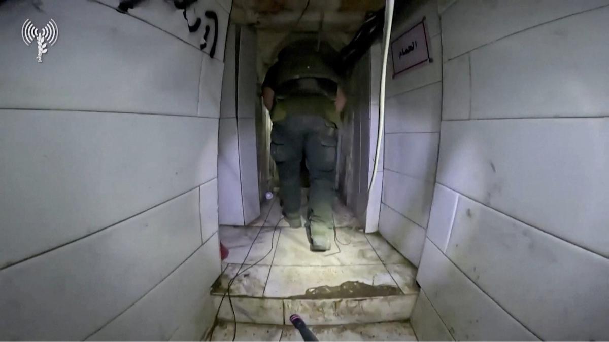 Israel Says 5 Gaza Hostages Found Dead in Tunnel, Circumstances Being Probed