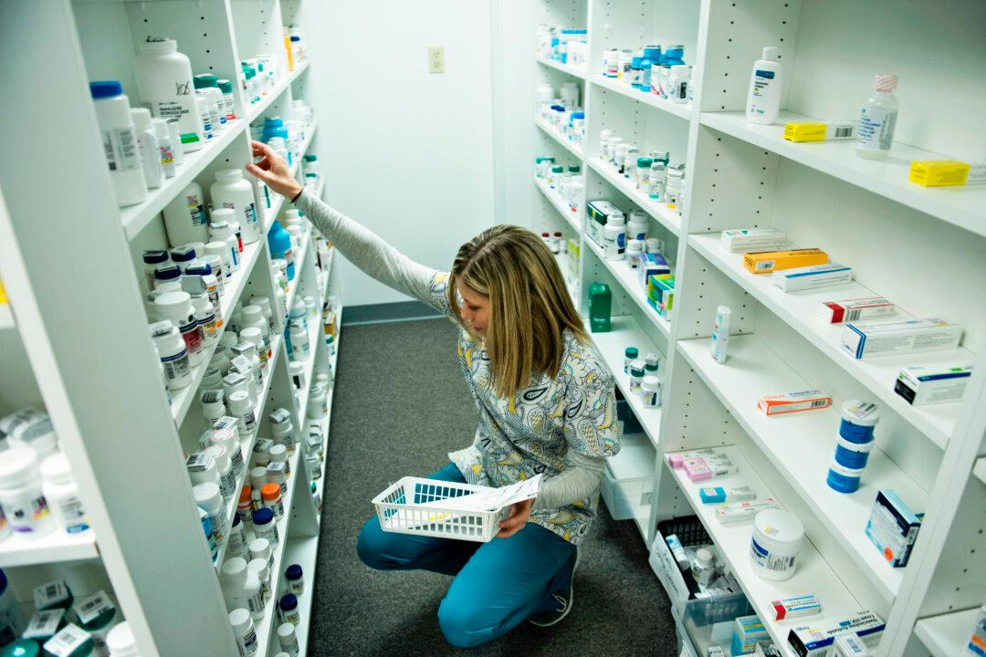 News Brief: US Drug Shortage, Israeli Hostage Rescue, and COVID Mandate Case