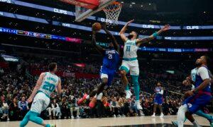 Clippers End Skid Without Leonard, Rally to Beat Hornets 113–104