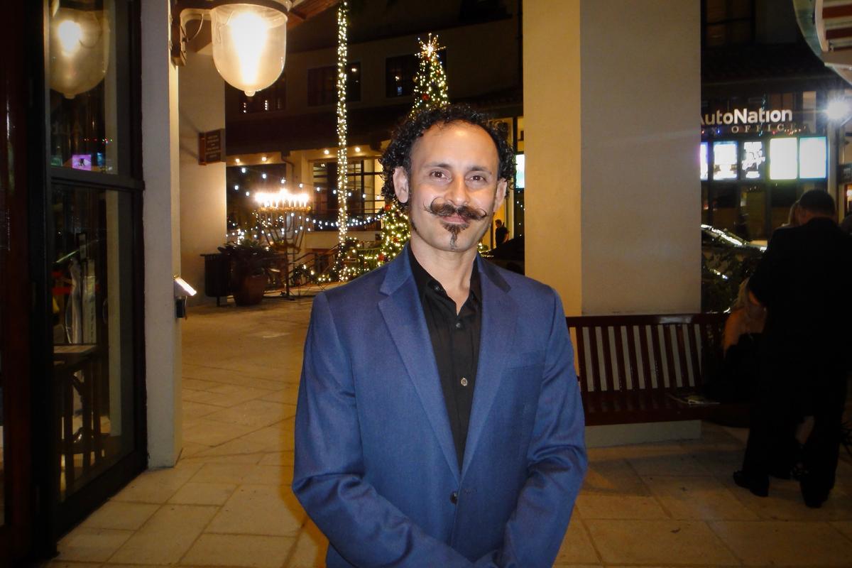 Shen Yun Is Taking Away Blindfolds and Bringing People Together, Says Artist