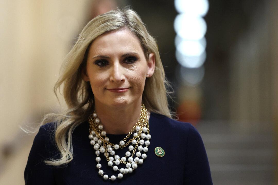 Border Patrols Become ‘Travel Agents’ Under Biden Administration: Florida Congresswoman