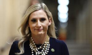 Border Patrols Become âTravel Agentsâ Under Biden Administration: Florida Congresswoman