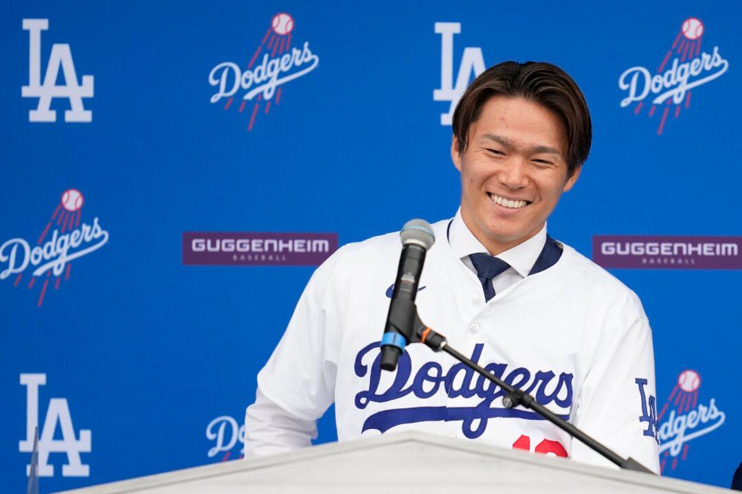 Dodgers and Free-Agent Pitcher Yoshinobu Yamamoto Finalize Their 12-year Deal