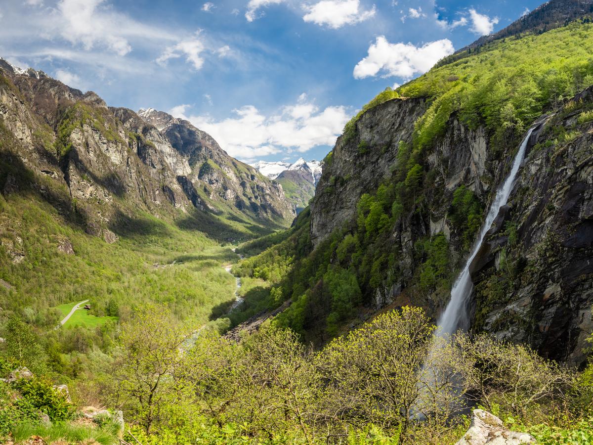 A view of the valley with a waterfall. (Courtesy of <a href="https://www.facebook.com/michelphotographyCH/">Sylvia Michel Photography</a>)