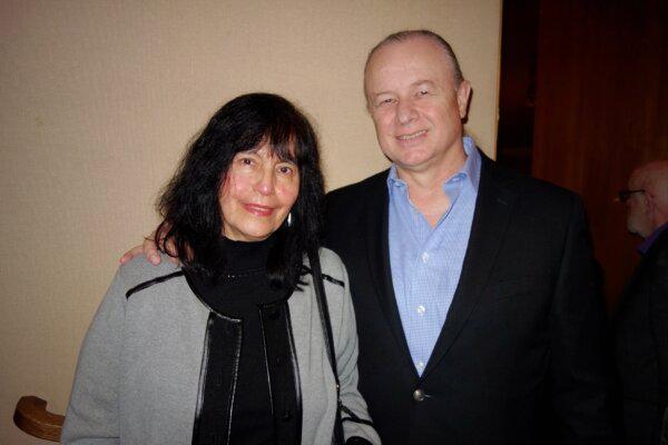 Beatriz Fernandez and Joe Hunt enjoyed Shen Yun's evening performance at the Center for the Performing Arts on Dec. 29, 2023. (Lily Yu/The Epoch Times)