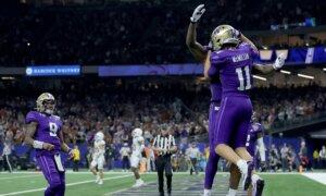 Michael Penix Jr. Leads No. 2 Washington to 37–31 Victory Over Texas and Spot in National Title Game