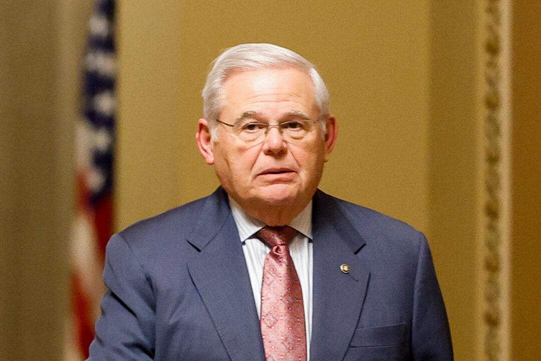 Sen Bob Menendez Hit With Superseding Indictment Over Accepting Qatari Bribes