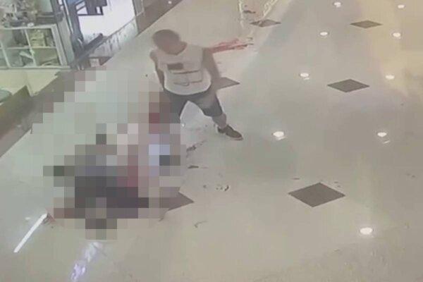 A homicide occurred at Hollywood Plaza in Diamond Hill on June 2, 2023. Two women, aged 26 and 22, were attacked and killed by a man unknown to them wielding a sharp knife. (Screenshot of CCTV footage)
