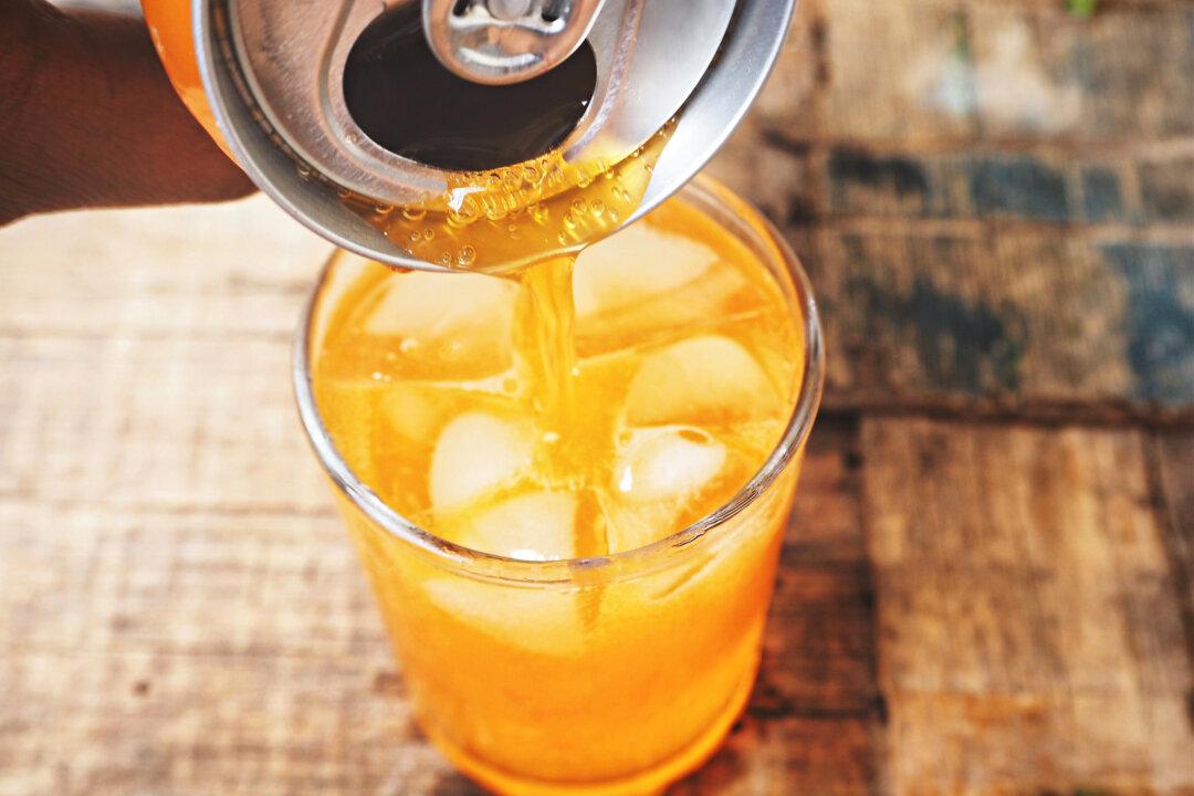 Drinking These 3 Types of Beverages Increases the Risk of Dementia