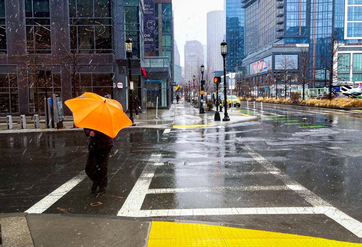 Major Storm Sweeping US Is Expected to Bring Heavy Rain, Snow to East Coast This Weekend