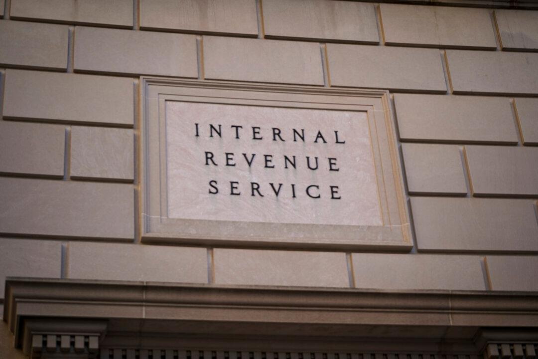 7 Things to Know Ahead of the Tax-Filing Deadline