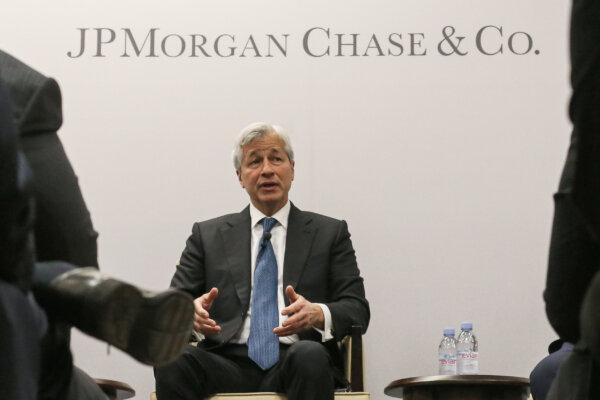 JP Morgan Chase CEO Jamie Dimon speaks at an event in Washington on April 5, 2016. (Mark Wilson/Getty Images)
