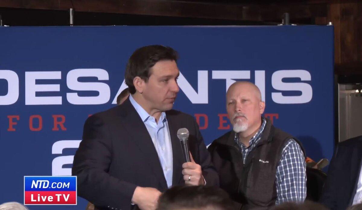GOP presidential candidate Florida Gov. Ron DeSantis campaigns in Ankeny, Iowa, on Jan. 6, 2024, in a still from video. (NTD)