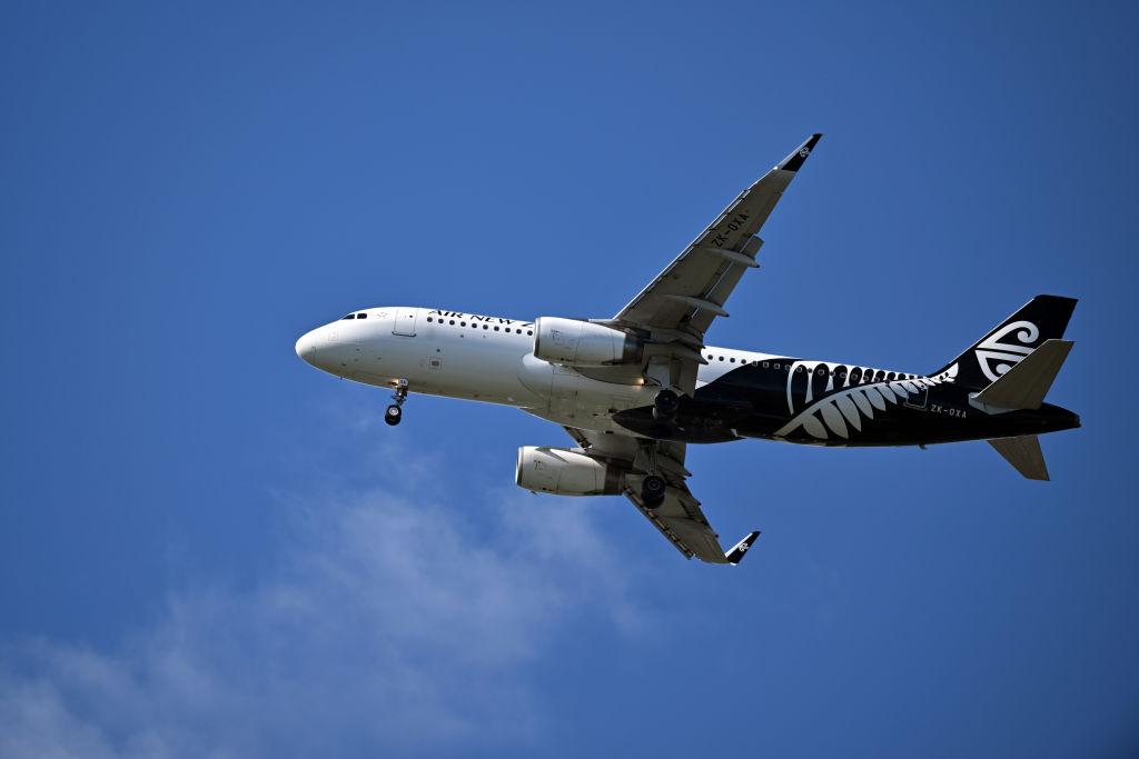 Air New Zealand Flight Returns Mid-Air to Canada Amid ‘Spoiler’ Issues