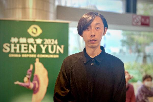 Shangpeng Wang at the Shen Yun Performing Arts performance at Omiya Sonic City in Saitama, Japan on Jan. 7 2024. (Zhang Ying/The Epoch Times)