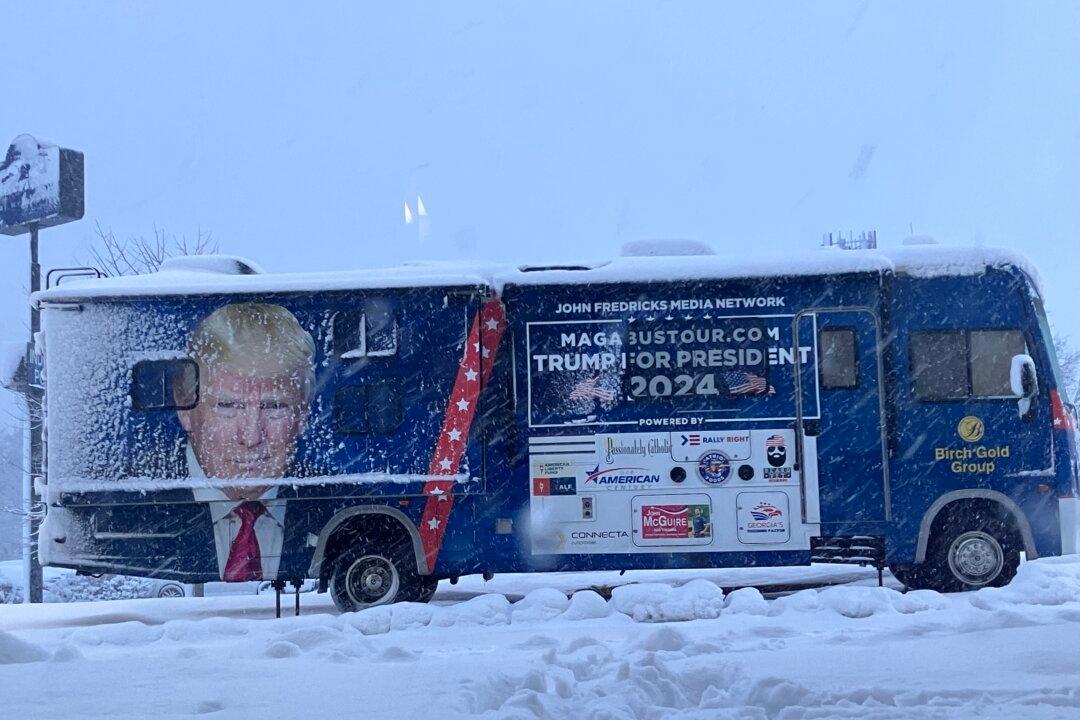 Wintry Iowa Weather Disrupts GOP Campaigns, Might Depress Caucus Night Turnout