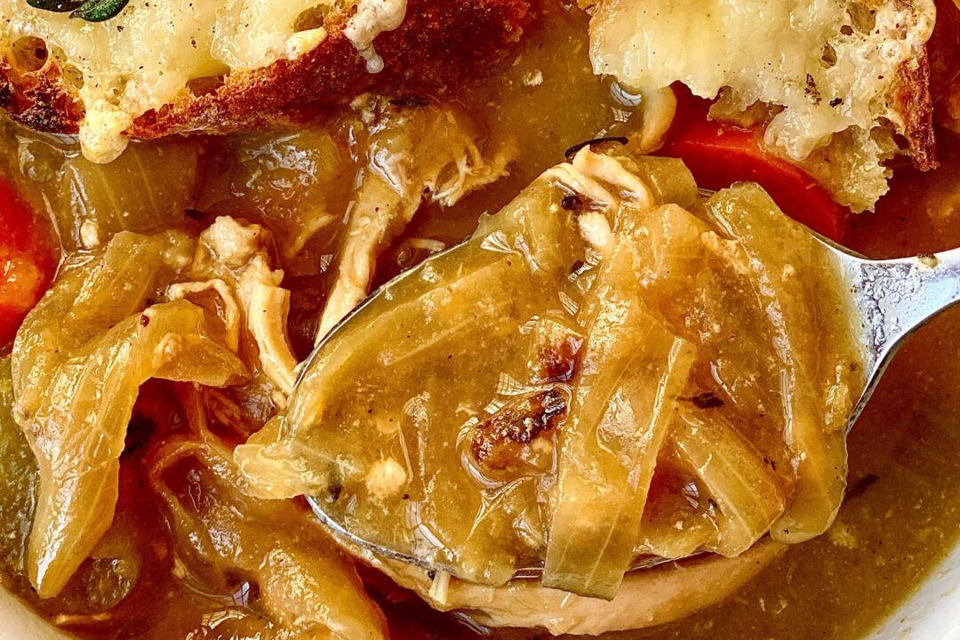 French Onion Chicken Soup Is So Good, I’ve Already Made 2 Pots in a Week