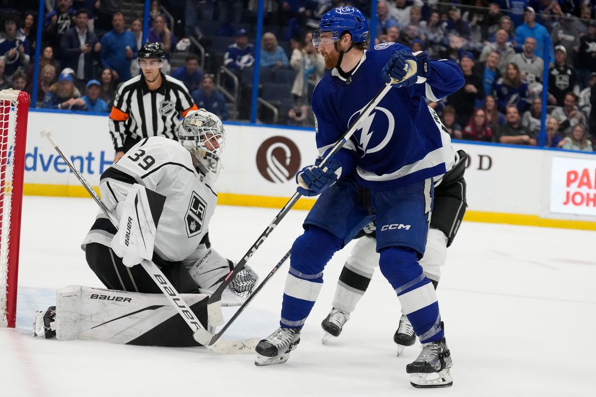 Jon Cooper Gets 500th Win as Lightning Top Kings in OT