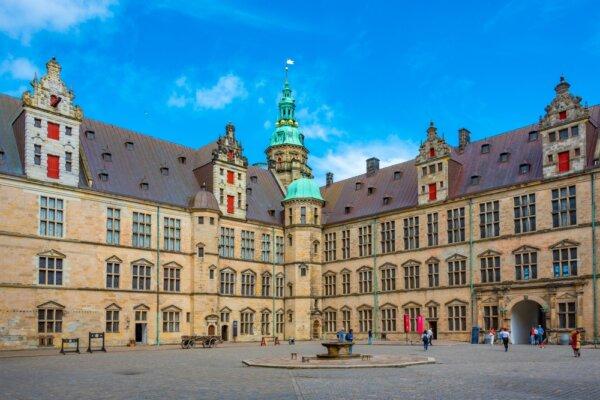 The castle’s courtyard is representative of Dutch Renaissance architecture, a more elaborate and detailed style than the Italian Renaissance. With its tall walls, plaster decorations, symmetrical windows, and copper roof, the courtyard is far from what the original structure looked like. Originally, the façade featured red bricks, which were replaced by limestone during the reign of Frederick II, as limestone was considered the best architectural material at the time. More Renaissance details were added, such as the corner tower and the gable façade displaying classical sculptures to celebrate Frederick’s reign. (trabantos/Shutterstock)
