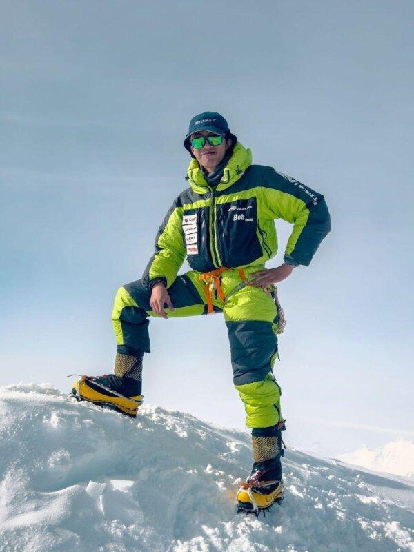 On Jan. 6, 2024, Bob Tsang Long-kit completed his ambition of climbing Vinson Massif, the highest peak in Antarctica, becoming the youngest Hongkonger to set foot on all the highest peaks on all seven continents in the world. (Courtesy of Bob Tsang)
