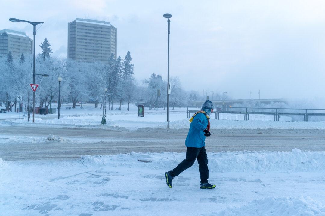 Deep Freeze Settles Over Western Canada While ‘Explosive’ Storm Heads Towards Ontario and Quebec