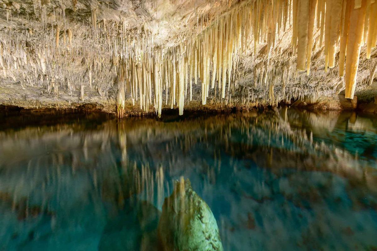 A tranquil subterranean scene that looks otherworldly. (Felix Lipov/Shutterstock)