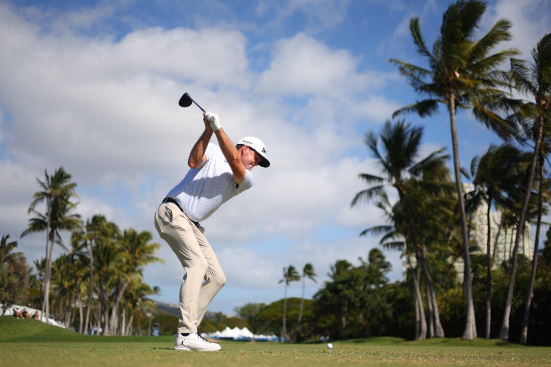 Keegan Bradley, Grayson Murray Share Lead in Sony Open