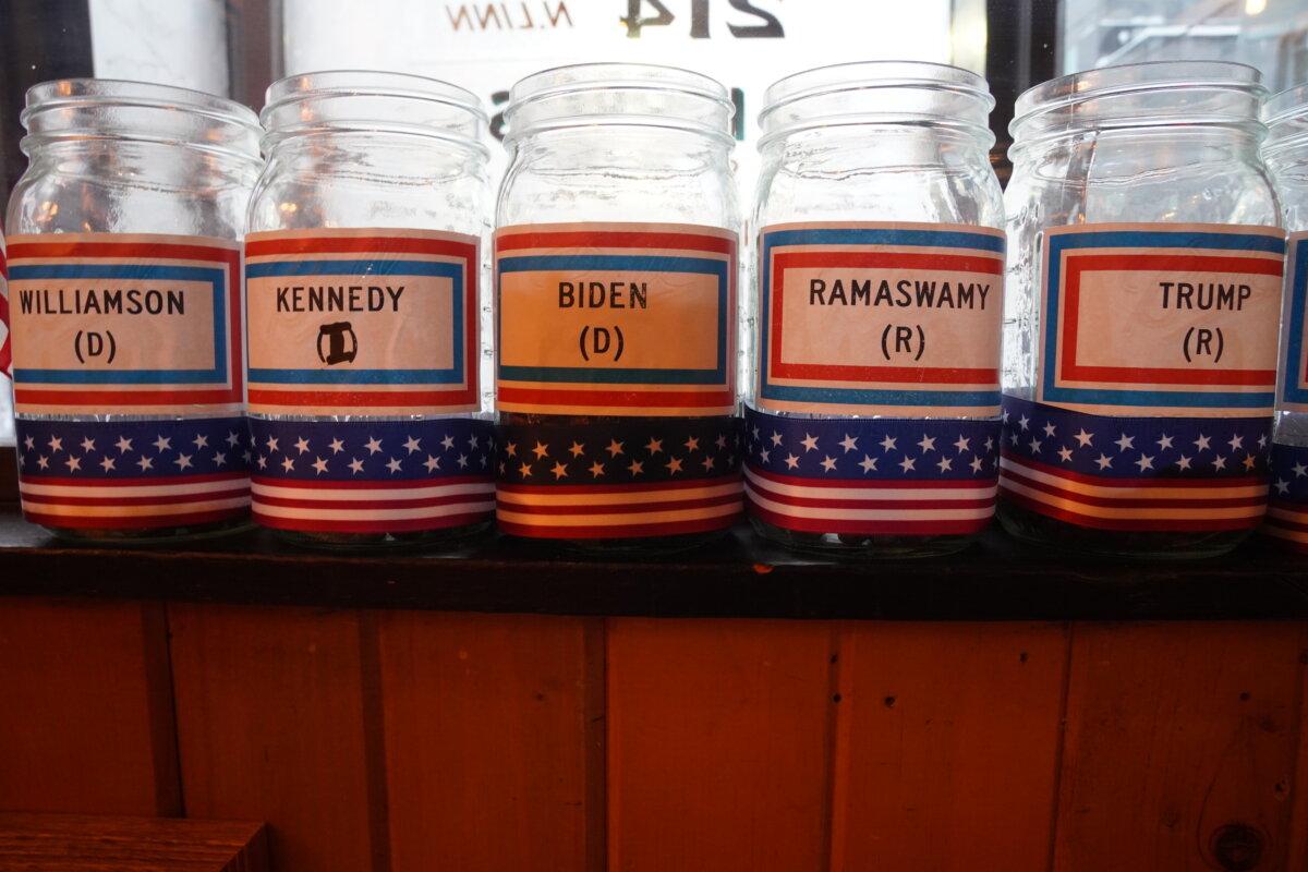 Jars in the Coffee Bean Caucus at the Hamburg Inn No. 2 in Iowa City, Iowa, a mainstay for politicians touring the state, on Jan. 13, 2024. (Nathan Worcester/The Epoch Times)