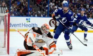 Lightning Too Much for Ducks in 5-1 Win