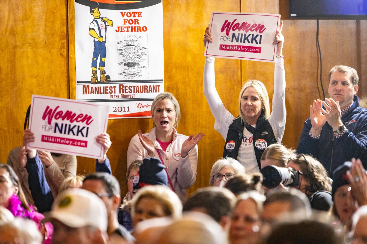 Nikki Haley supporters gather to hear presidential candidate Nikki Haley speak in Ames, Iowa, on Jan. 14, 2024. (John Fredricks/The Epoch Times)