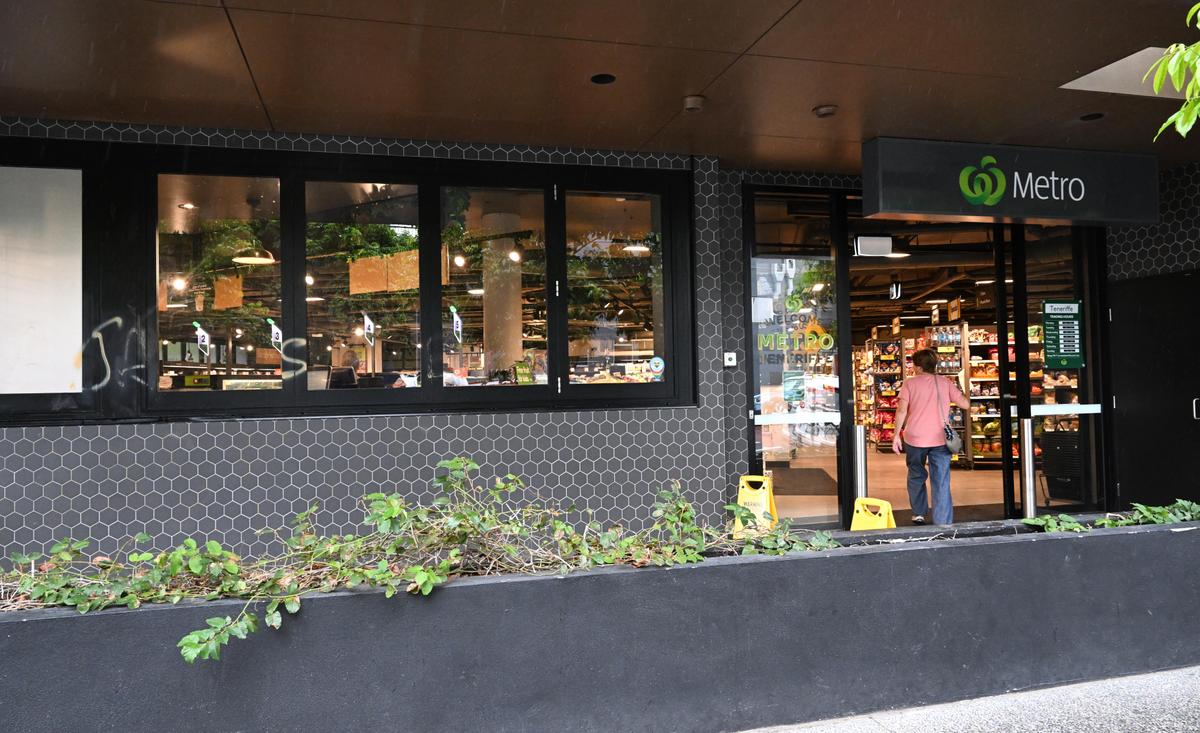 Man Charged for Vandalising Woolworths Store After Australia Day Merchandise Controversy