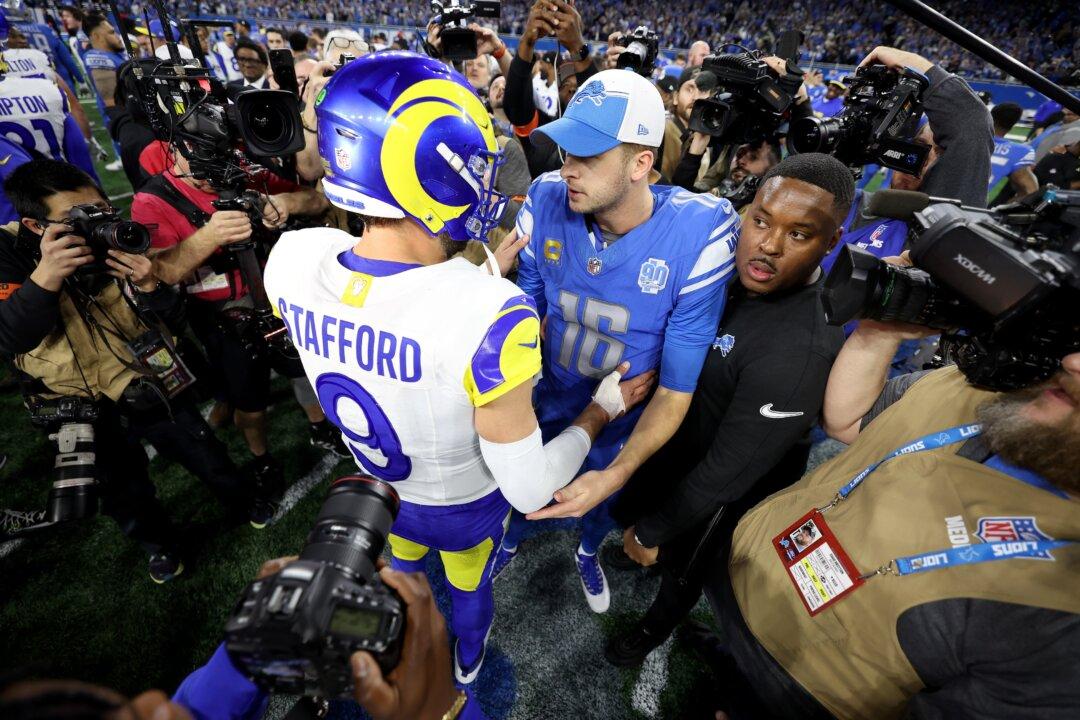 Jared Goff Leads Lions to First Playoff Win in 32 Years, 24–23 Over Matthew Stafford and the Rams