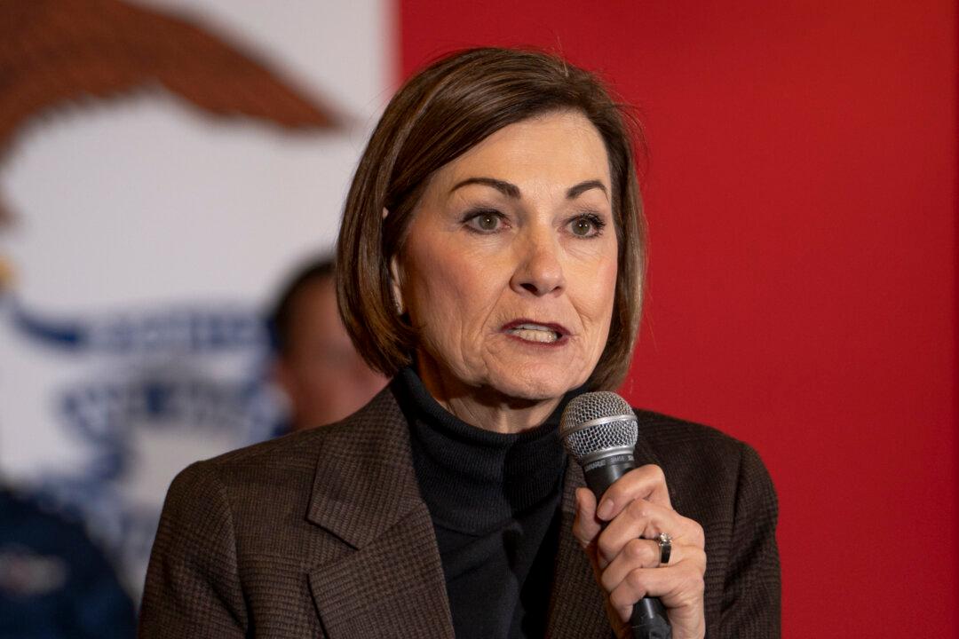Iowa Governor Signs Bill Reversing Gender Balance Rule for State’s Governing Bodies