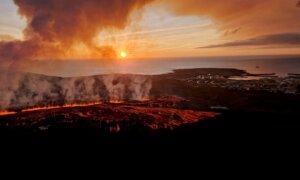 Iceland Volcano Recedes After ‘Black Day’ of Town Fires