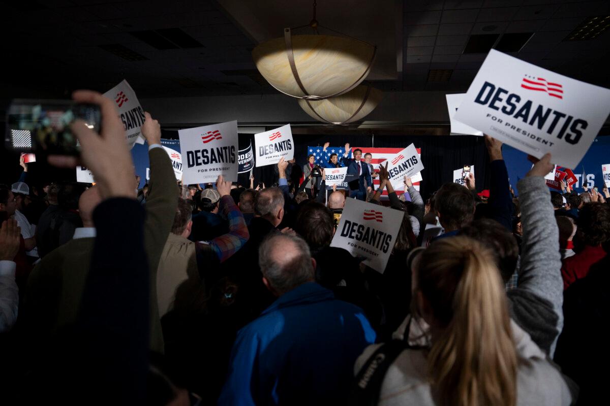 Republican presidential candidate Florida Gov. Ron DeSantis speaks to his supporters after finding out the 2024 Iowa caucuses results at the Sheraton Hotel in West Des Moines, Iowa, on Jan. 15, 2024. (Madalina Vasiliu/The Epoch Times)