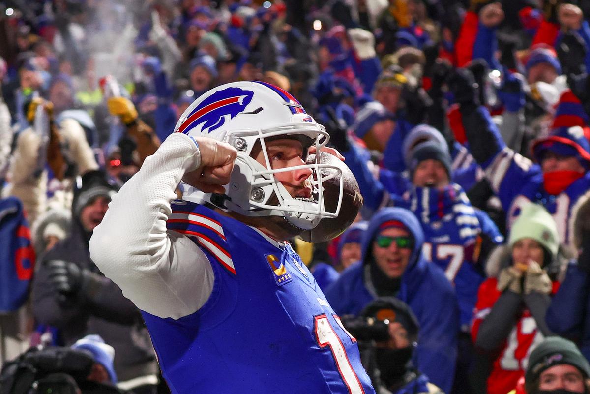 Josh Allen, Bills Dispatch Steelers 31–17 in Playoff Game Delayed a Day by Snow. Chiefs up Next