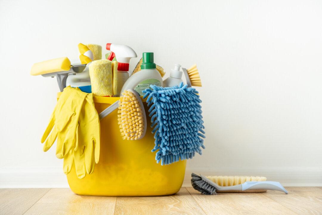 Avoid These 6 Mistakes When Using Harsh Cleaning Products