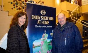 Theatergoers Waited 10 Years to See Shen Yun and Were Not Disappointed