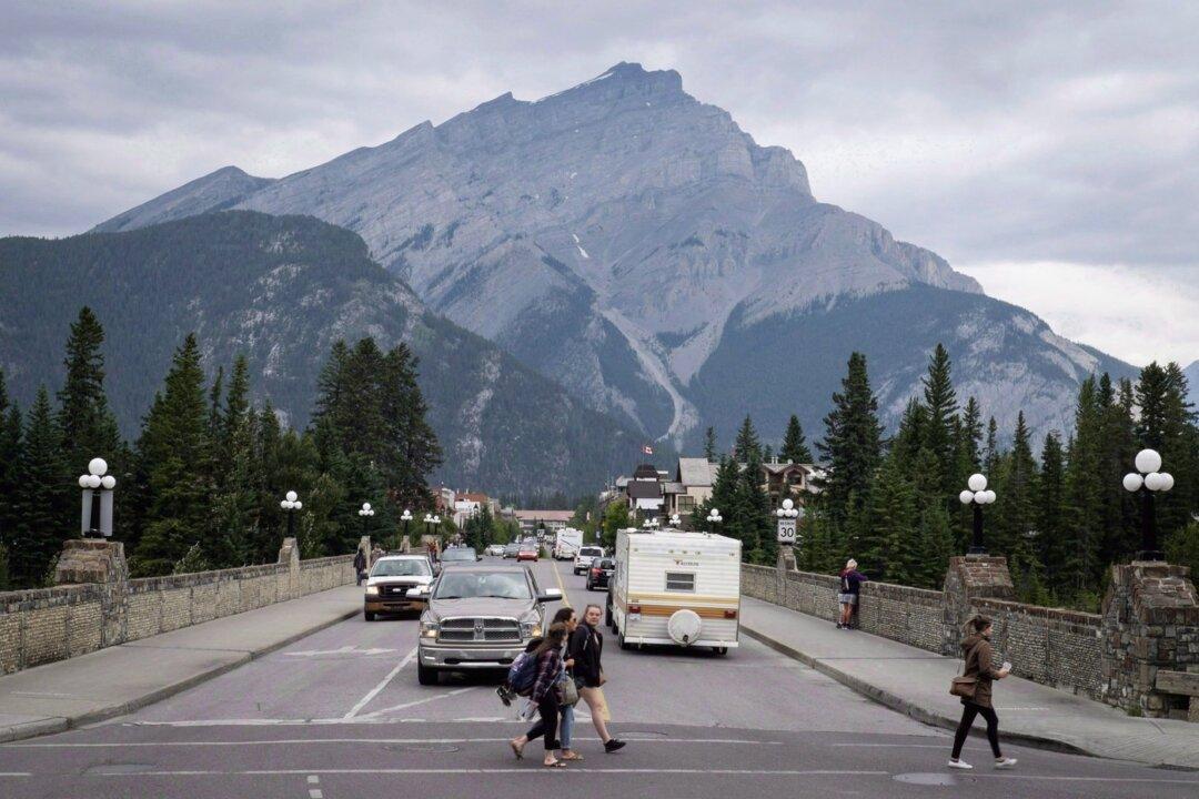 Banff Wants to Keep Pedestrian Zone, But Patios, Rerouted Traffic Raise Concerns